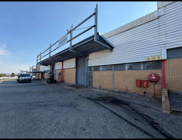 666M² WAREHOUSE TO LET IN HALFWAY HOUSE